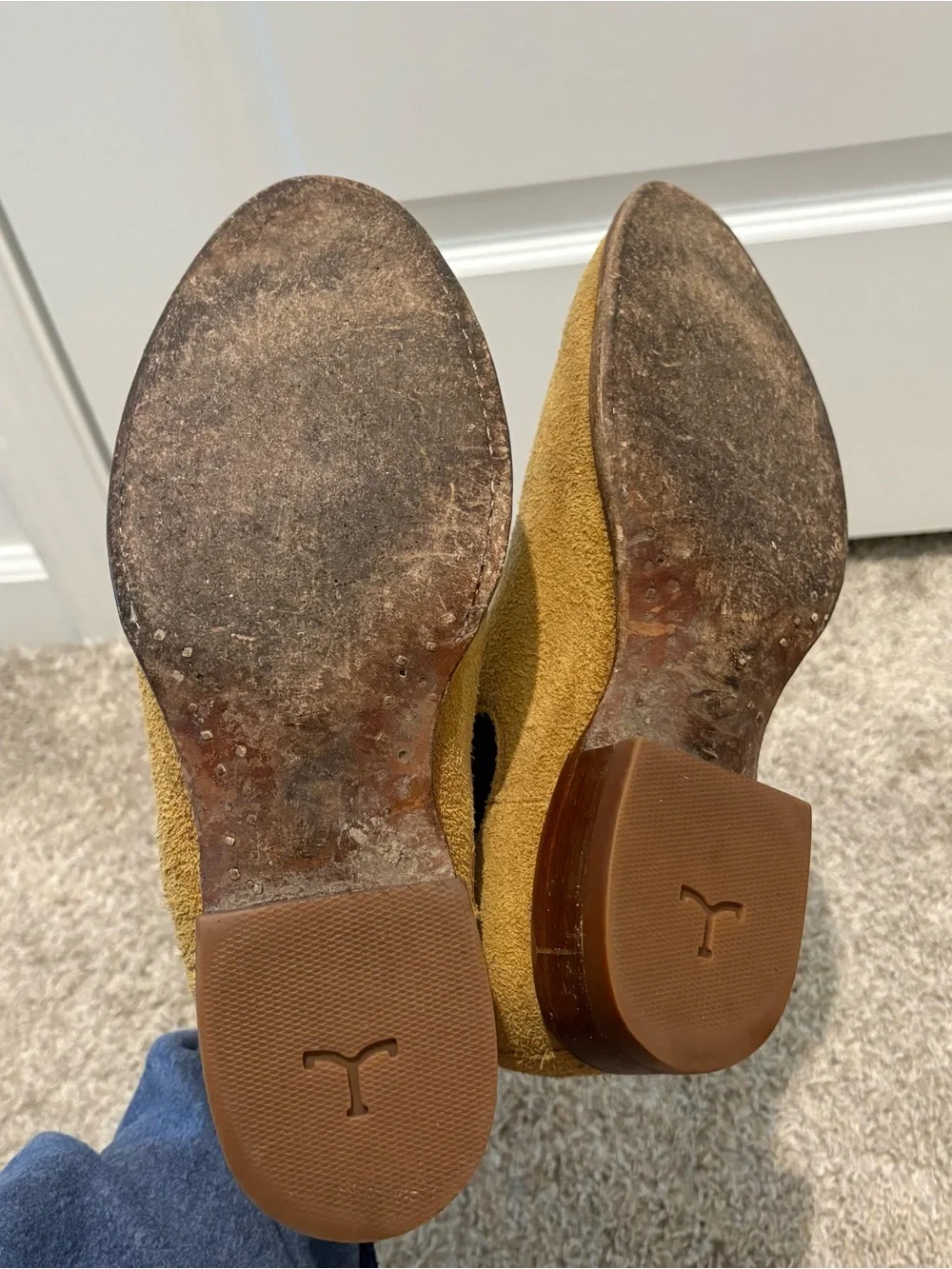 Tecovas Men's Suede Chukka Boots in Mustard Brown